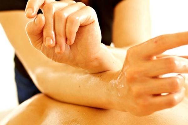 Lomi Lomi Massage